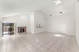 7627 Sierra Dr W, Boca Raton, FL 33433 - Photo 9