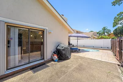 7627 Sierra Drive W, Boca Raton, FL 33433 - Photo 27