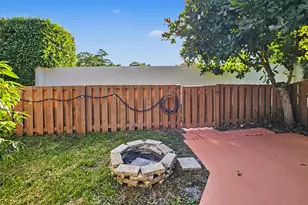 1160 Parkside Green Dr, Greenacres, FL 33415 - Photo 31