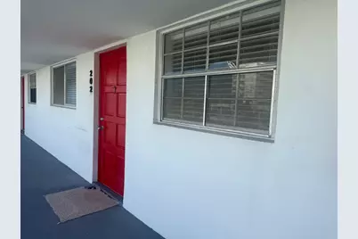 402 Lake Shore Drive #202, West Palm Beach, FL 33403 - Photo 1
