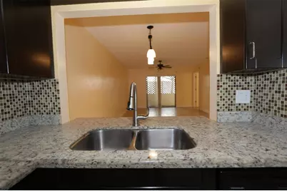 2987 NW 110th Avenue, Sunrise, FL 33322 - Photo 3