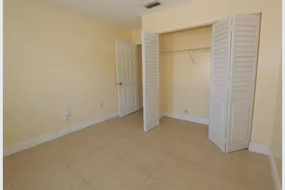 2987 NW 110th Avenue, Sunrise, FL 33322 - Photo 9