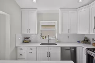 120 Saratoga Blvd E, Royal Palm Beach, FL 33411 - Photo 7