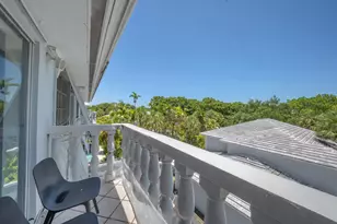1150 Madruga Ave, Miami, FL 33146 - Photo 23