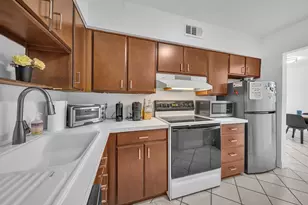 1150 Madruga Ave, Miami, FL 33146 - Photo 11