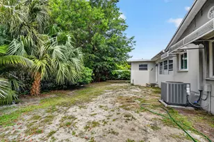 338 Edmor Rd, West Palm Beach, FL 33405 - Photo 27