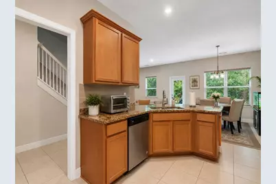 710 NE Turtleback Trail, Port Saint Lucie, FL 34983 - Photo 5
