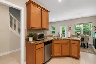 710 NE Turtleback Trail, Port Saint Lucie, FL 34983 - Photo 5