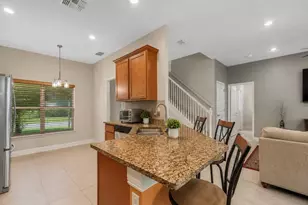 710 NE Turtleback Trail, Port Saint Lucie, FL 34983 - Photo 11