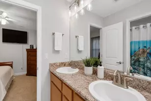 710 NE Turtleback Trail, Port Saint Lucie, FL 34983 - Photo 27
