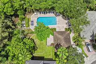 9807 NW 20th St, Pembroke Pines, FL 33024 - Photo 47