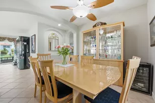 9807 NW 20th St, Pembroke Pines, FL 33024 - Photo 7