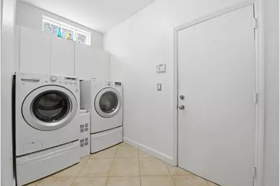 9807 NW 20th Street, Pembroke Pines, FL 33024 - Photo 31