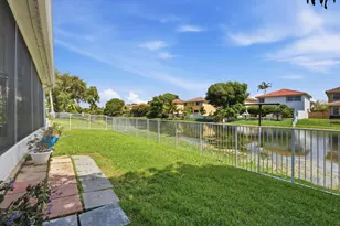9807 NW 20th St, Pembroke Pines, FL 33024 - Photo 35