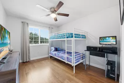 9807 NW 20th Street, Pembroke Pines, FL 33024 - Photo 25
