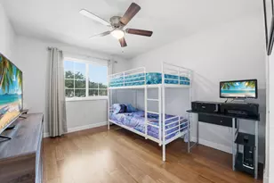 9807 NW 20th St, Pembroke Pines, FL 33024 - Photo 23
