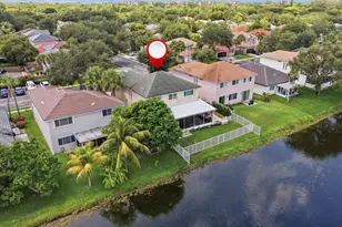 9807 NW 20th St, Pembroke Pines, FL 33024 - Photo 37
