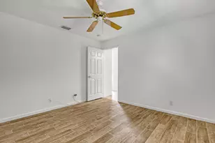559 SW Squire Johns Ln, Palm City, FL 34990 - Photo 29