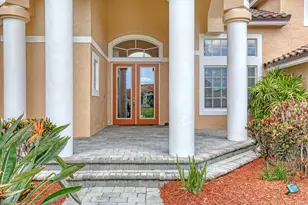 559 SW Squire Johns Ln, Palm City, FL 34990 - Photo 3