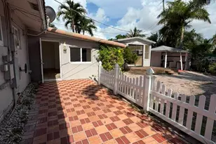 1117 SE 5th St, Deerfield Beach, FL 33441 - Photo 11