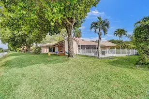 2150 Warwick Hills Way, Coral Springs, FL 33071 - Photo 53