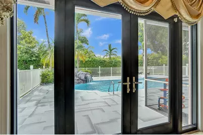 2150 Warwick Hills Way, Coral Springs, FL 33071 - Photo 25