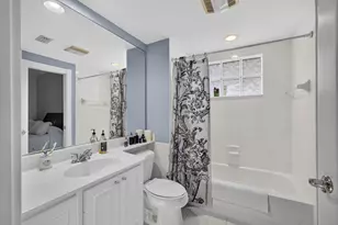 213 Barcelona Dr, Jupiter, FL 33458 - Photo 21