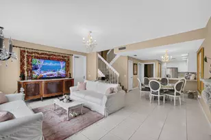 213 Barcelona Dr, Jupiter, FL 33458 - Photo 11
