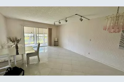 6585 Kensington Lane #Apt 207, Delray Beach, FL 33446 - Photo 9
