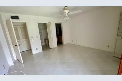 6585 Kensington Lane #Apt 207, Delray Beach, FL 33446 - Photo 13