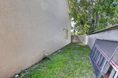 1671 NW 107th Lane, Plantation, FL 33322 - Photo 41