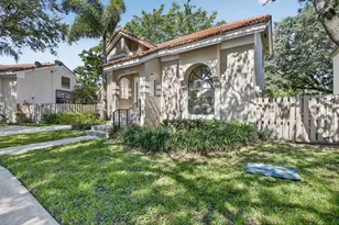 1671 NW 107th Ln, Plantation, FL 33322 - Photo 3