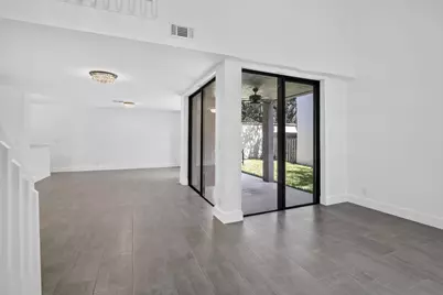 1671 NW 107th Lane, Plantation, FL 33322 - Photo 9