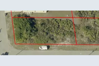 1607 Dora Avenue S, Lehigh Acres, FL 33976 - Photo 3