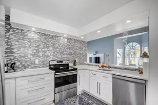 9204 Glenmoor Dr, West Palm Beach, FL 33409 - Photo 7