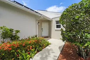 1264 Pine Sage Cir, West Palm Beach, FL 33409 - Photo 3