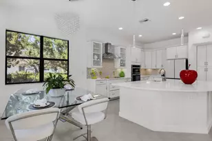 8256 Bradford Way, Parkland, FL 33076 - Photo 19