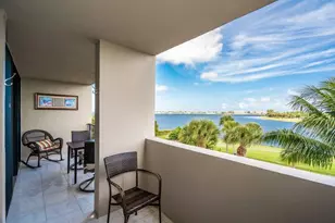 1830 Embassy Dr, West Palm Beach, FL 33401 - Photo 9