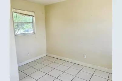 5320 SW 25th Court, West Park, FL 33023 - Photo 5
