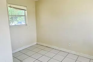 5320 SW 25th Ct, West Park, FL 33023 - Photo 5