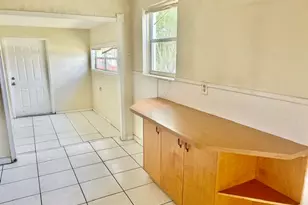 5320 SW 25th Ct, West Park, FL 33023 - Photo 9