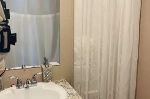 4911 Deanna Ln, Fort Pierce, FL 34946 - Photo 9