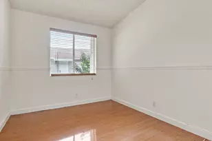 570 Woodgate Cir, Sunrise, FL 33326 - Photo 17