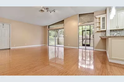 570 Woodgate Circle #A, Sunrise, FL 33326 - Photo 5