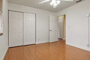 570 Woodgate Cir, Sunrise, FL 33326 - Photo 21