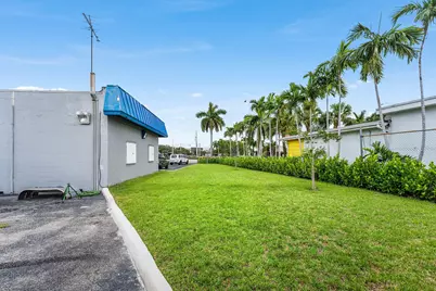 3400 N Federal Highway, Lighthouse Point, FL 33064 - Photo 9