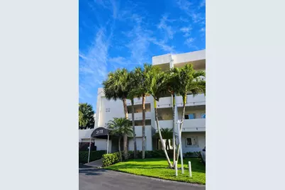 3178 Via Poinciana #303, Lake Worth, FL 33467 - Photo 1