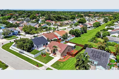 23172 Bentley Place, Boca Raton, FL 33433 - Photo 31