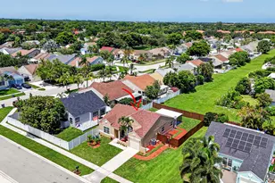 23172 Bentley Pl, Boca Raton, FL 33433 - Photo 31
