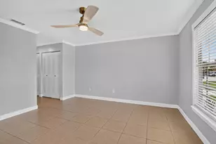 23172 Bentley Pl, Boca Raton, FL 33433 - Photo 13